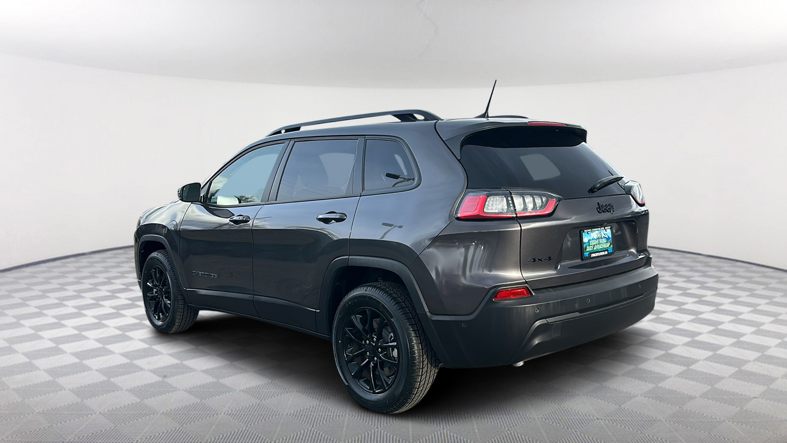 2023 Jeep Cherokee Altitude Lux 4