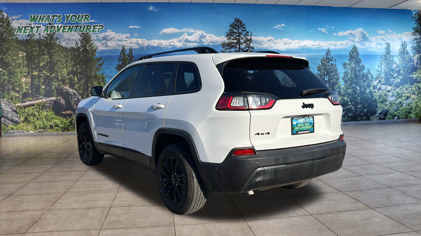 2023 Jeep Cherokee Altitude Lux 4