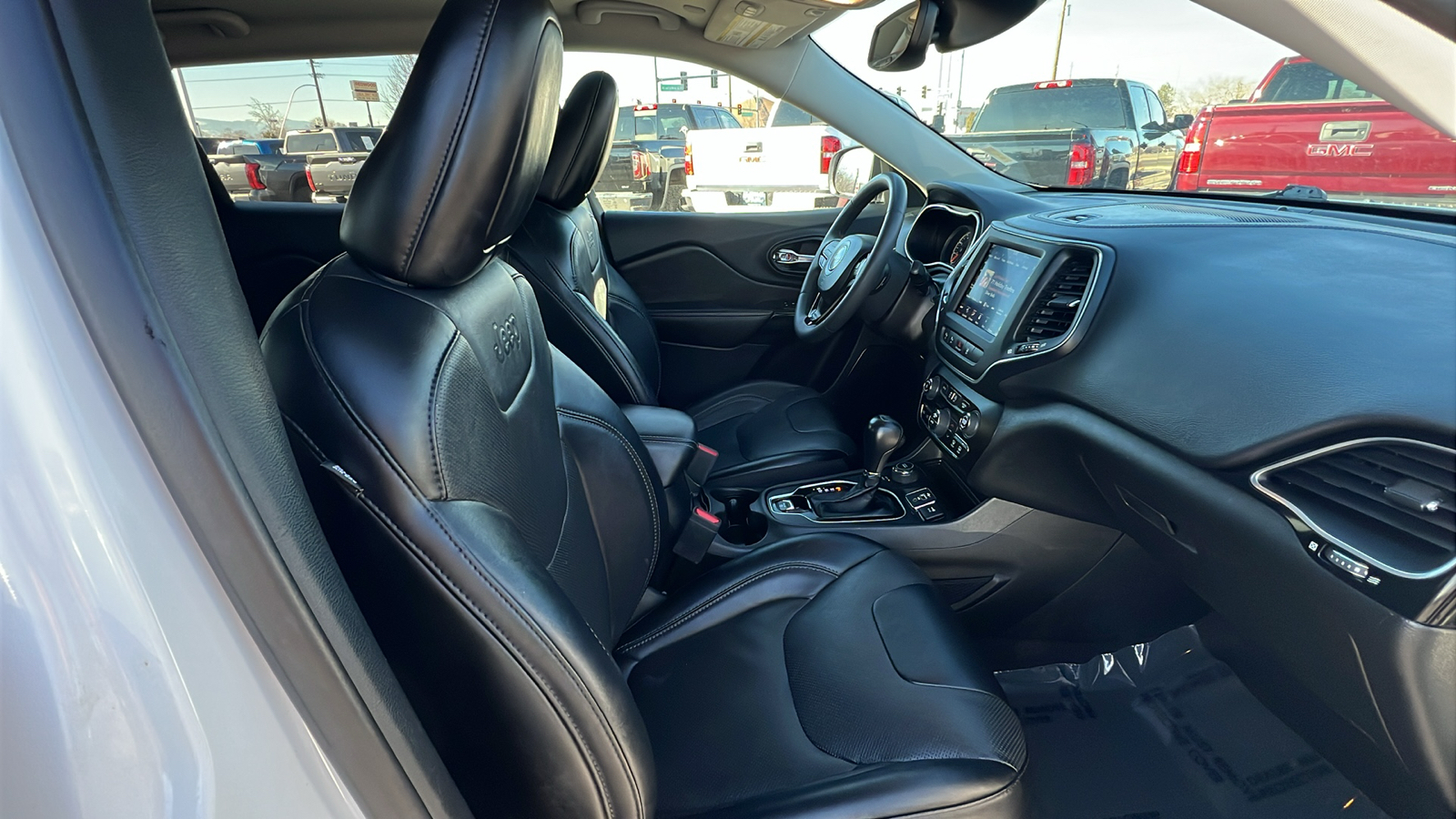 2023 Jeep Cherokee Altitude Lux 14