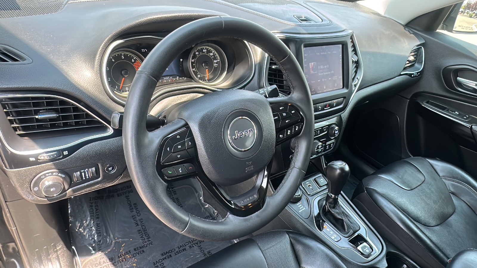 2023 Jeep Cherokee Altitude Lux 2