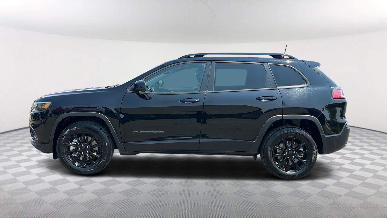 2023 Jeep Cherokee Altitude Lux 3