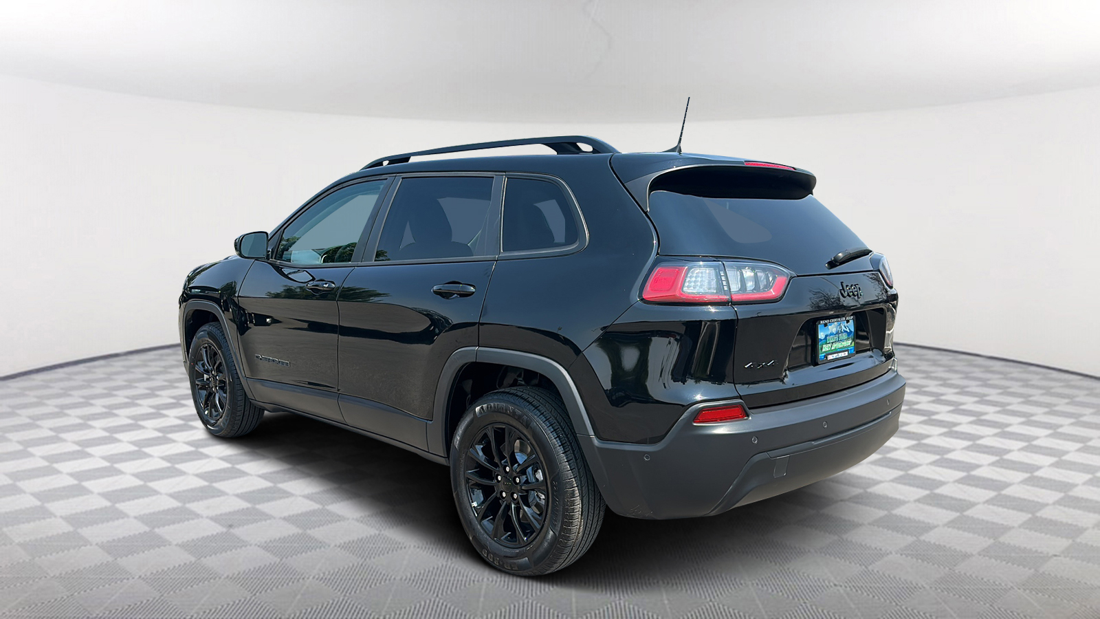 2023 Jeep Cherokee Altitude Lux 4