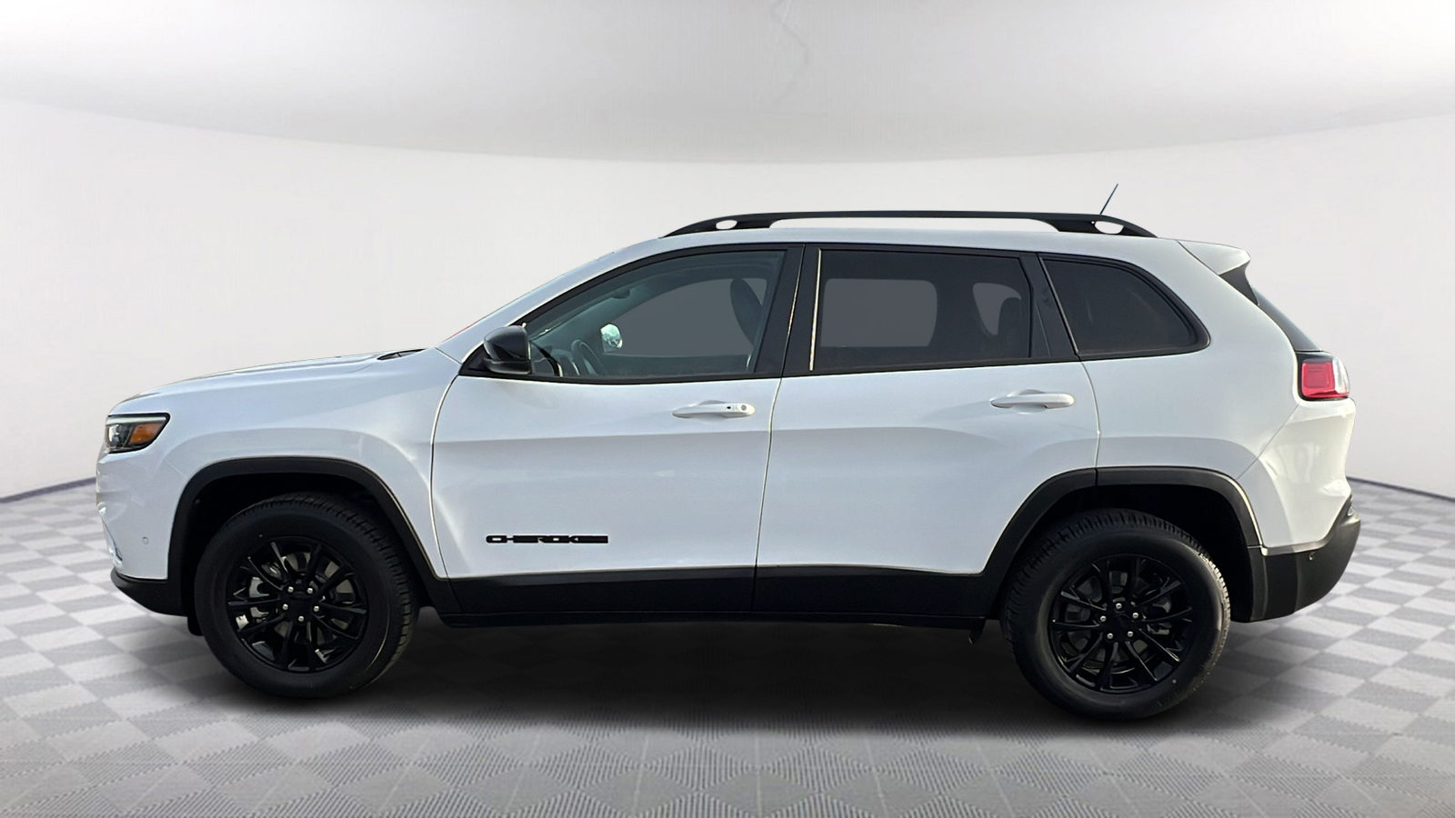 2023 Jeep Cherokee Altitude Lux 3