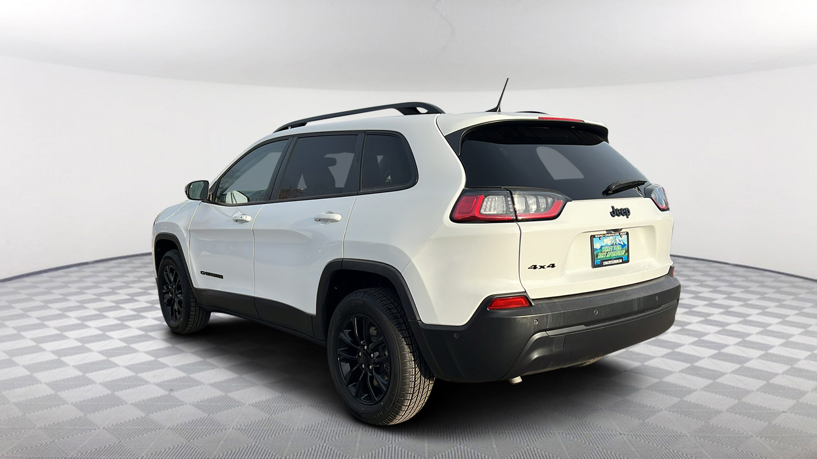 2023 Jeep Cherokee Altitude Lux 4