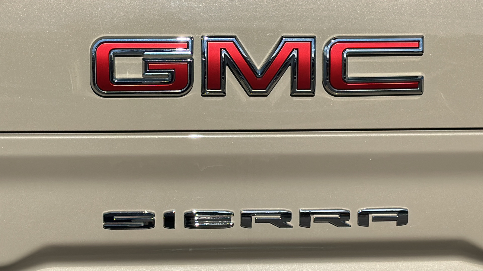 2023 GMC Sierra 1500 AT4X 4WD Crew Cab 147 7