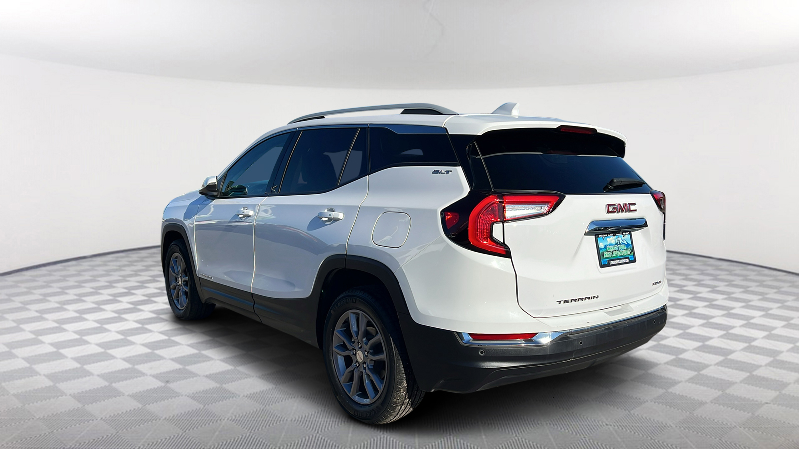 2023 GMC Terrain SLT 4