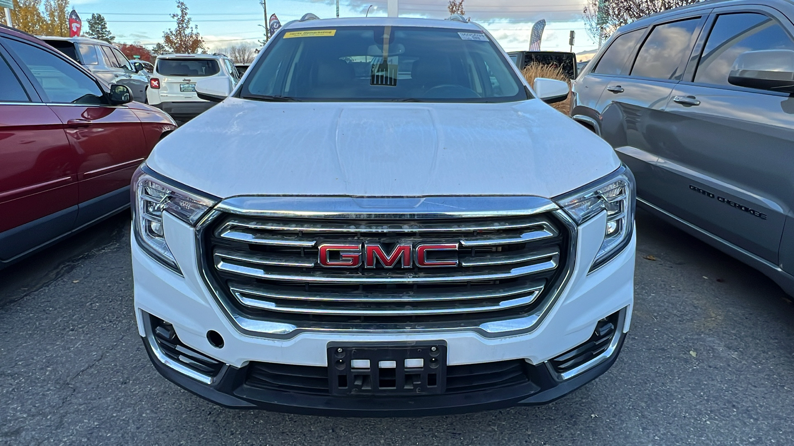 2023 GMC Terrain SLT 2