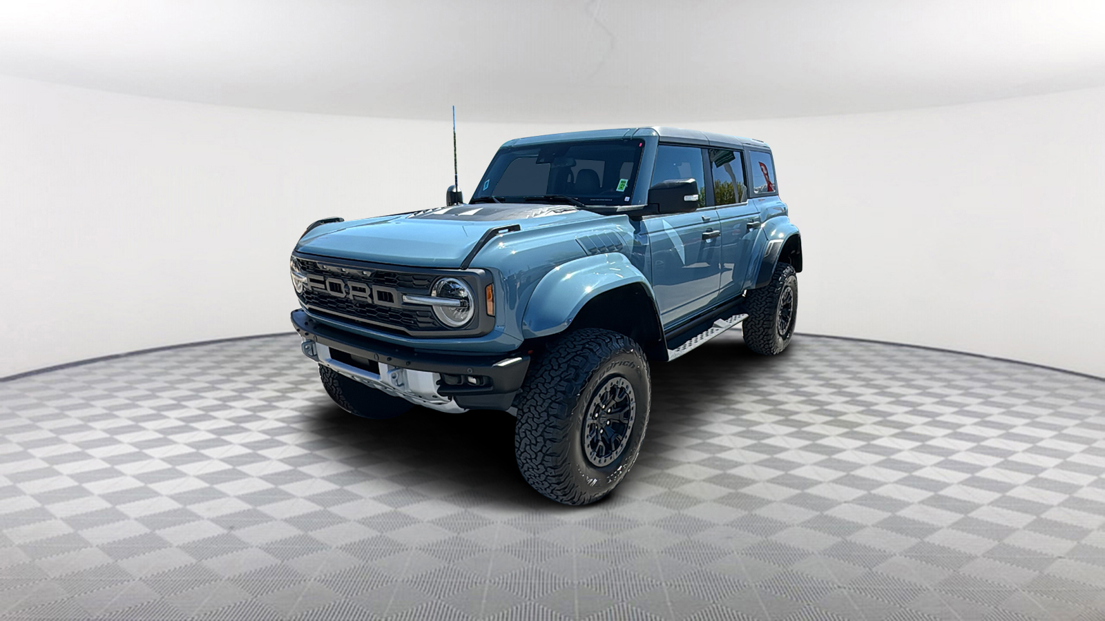 2023 Ford Bronco Raptor 1