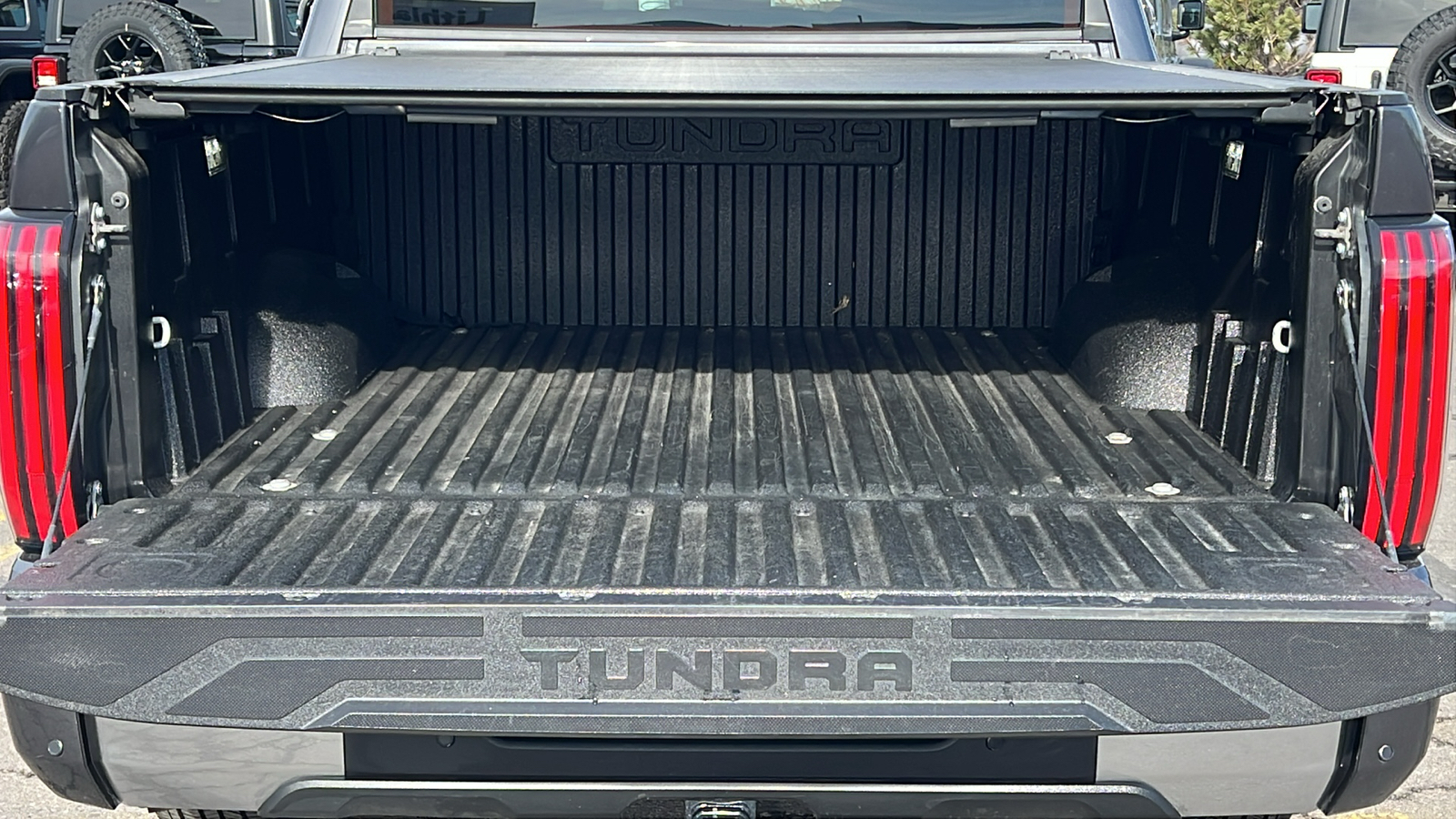 2023 Toyota Tundra Limited CrewMax 5.5 Bed 19