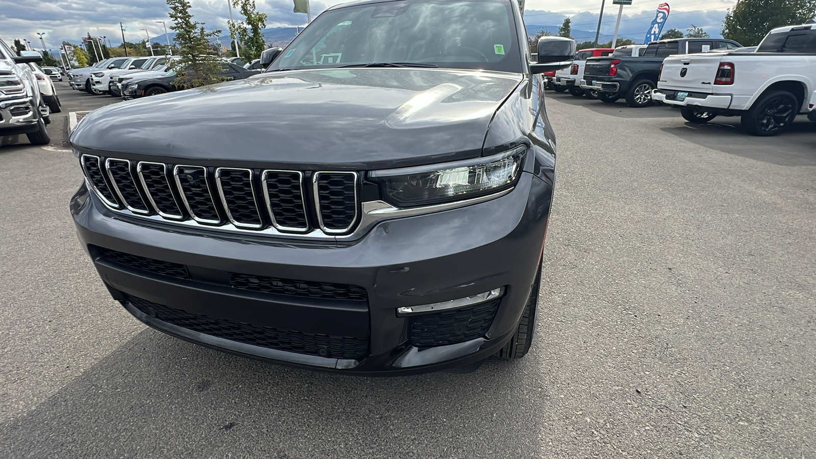 2024 Jeep Grand Cherokee L Limited 22