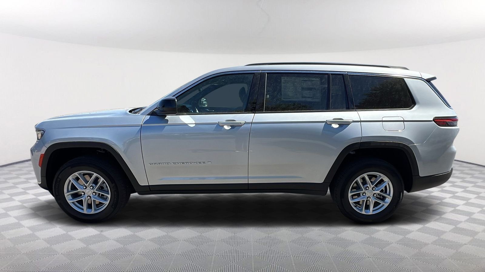 2024 Jeep Grand Cherokee L Laredo X 3