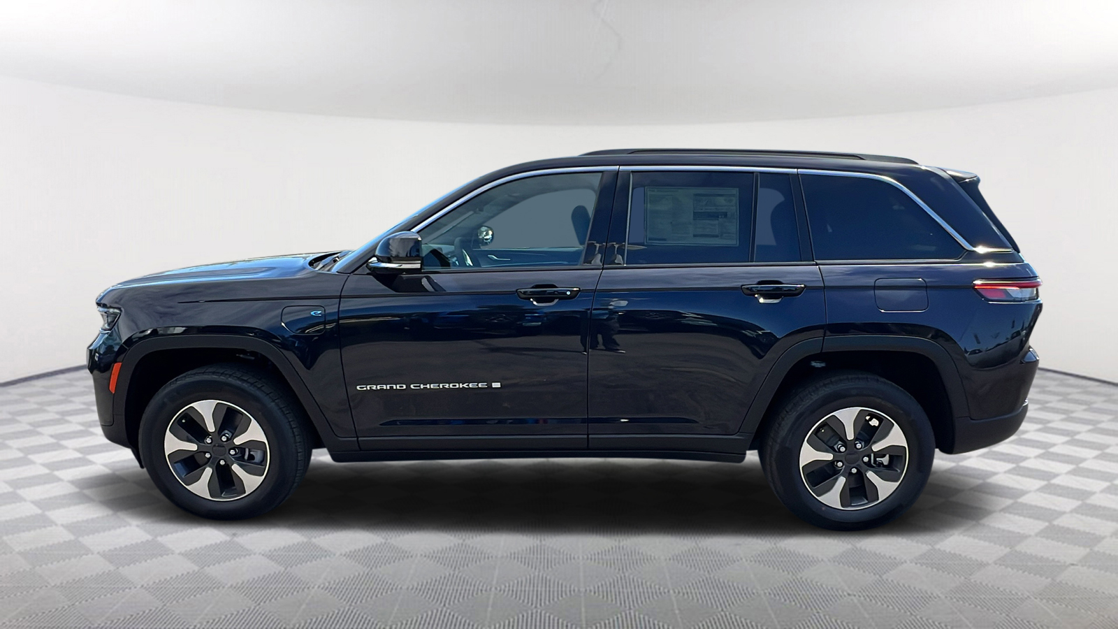 2024 Jeep Grand Cherokee 4xe  3