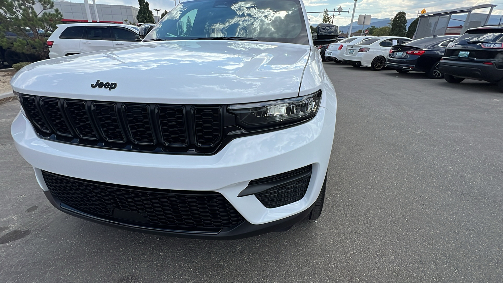 2024 Jeep Grand Cherokee Altitude 22