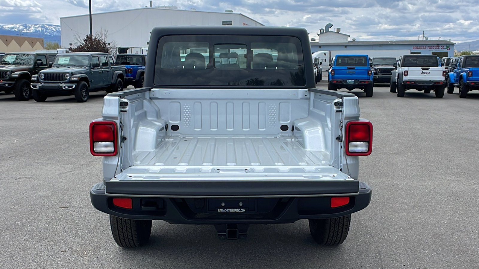 2024 Jeep Gladiator Sport 4x4 19