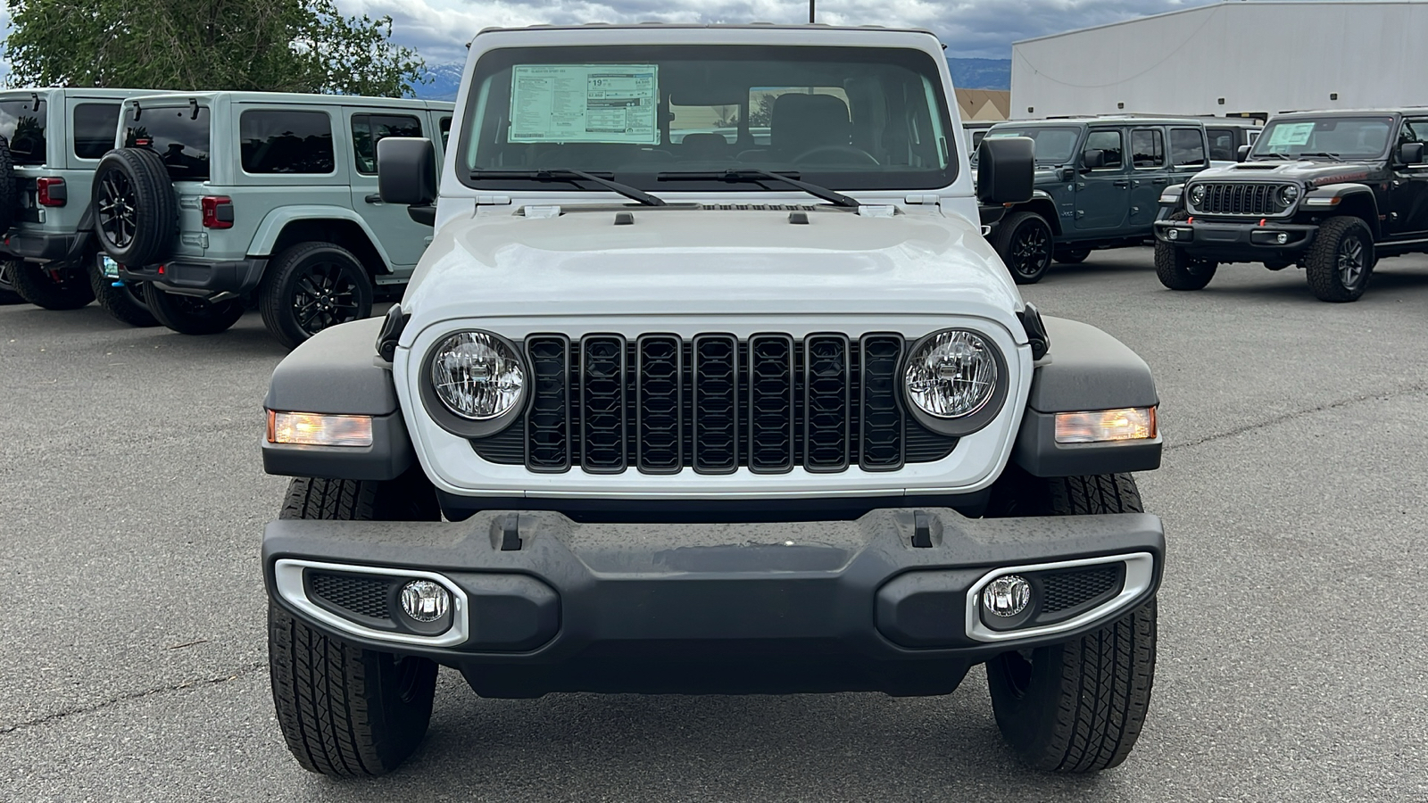 2024 Jeep Gladiator Sport 4x4 7