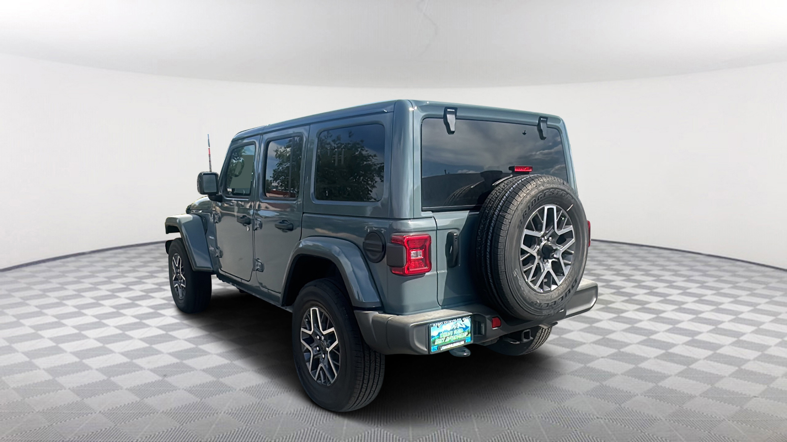 2024 Jeep Wrangler Sahara 4