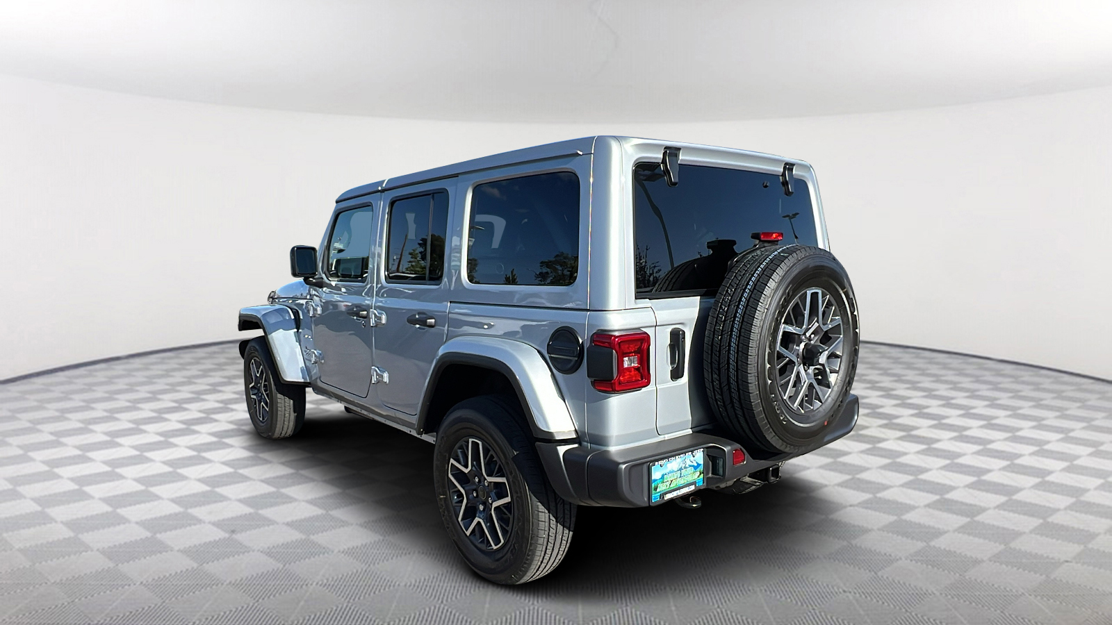 2024 Jeep Wrangler Sahara 4