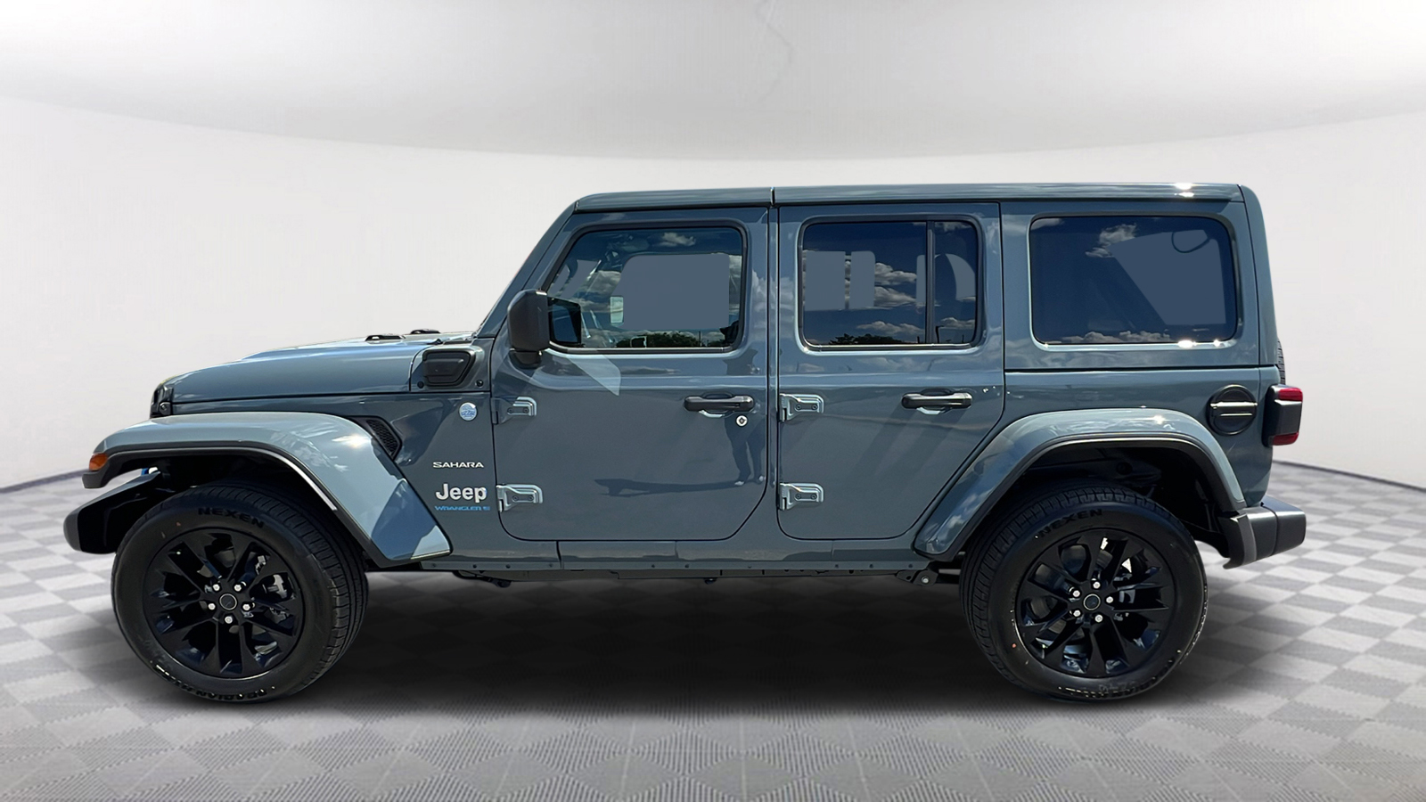 2024 Jeep Wrangler 4xe Sahara 3