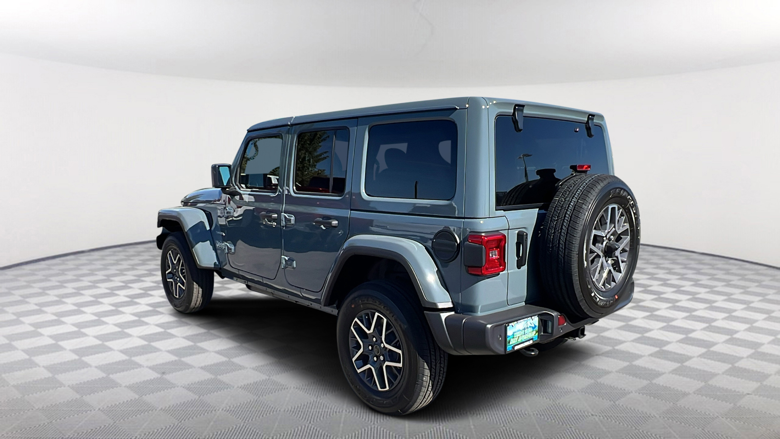 2024 Jeep Wrangler Sahara 4