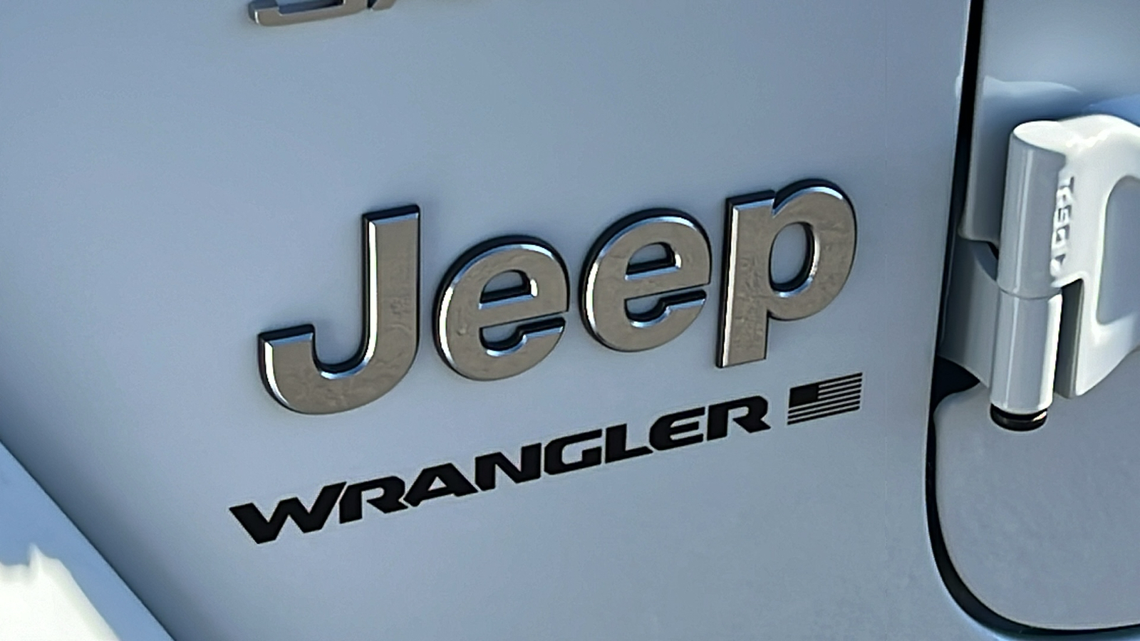 2024 Jeep Wrangler Sahara 7