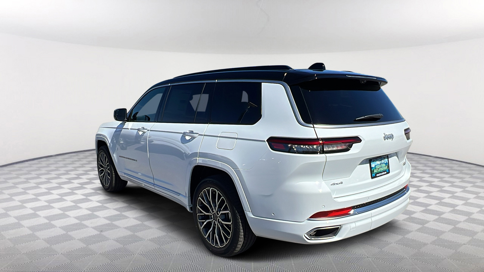 2025 Jeep Grand Cherokee L Summit Reserve 4