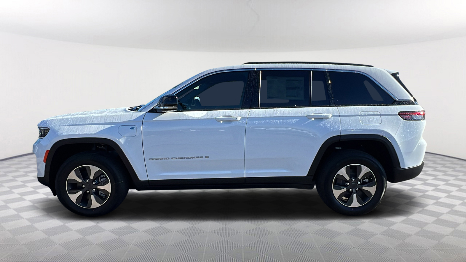 2025 Jeep Grand Cherokee 4xe LIMI 3