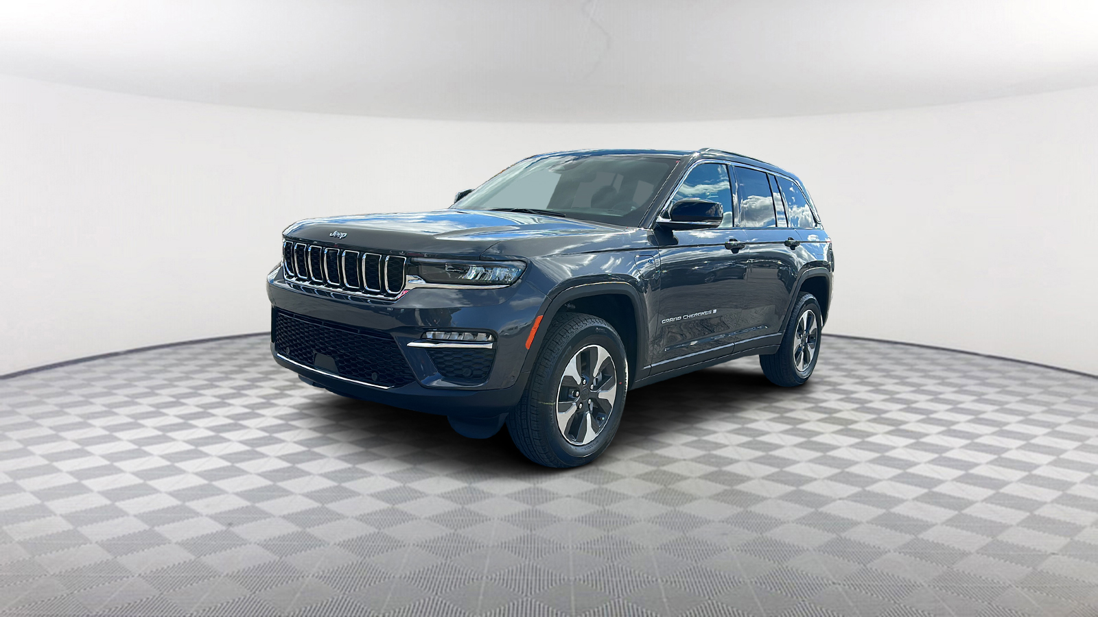 2025 Jeep Grand Cherokee 4xe LIMI 1