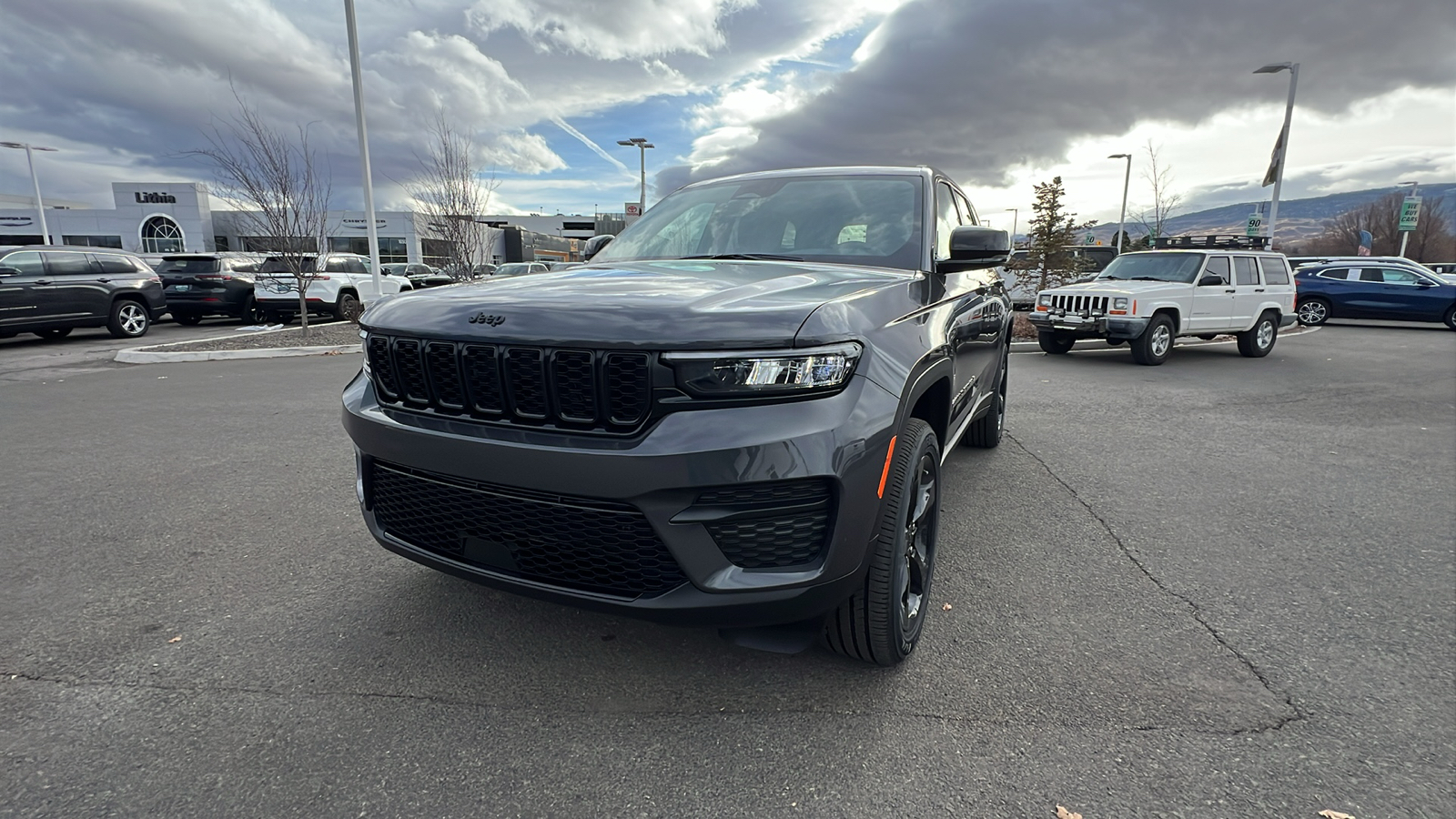 2025 Jeep Grand Cherokee Altitude X 22