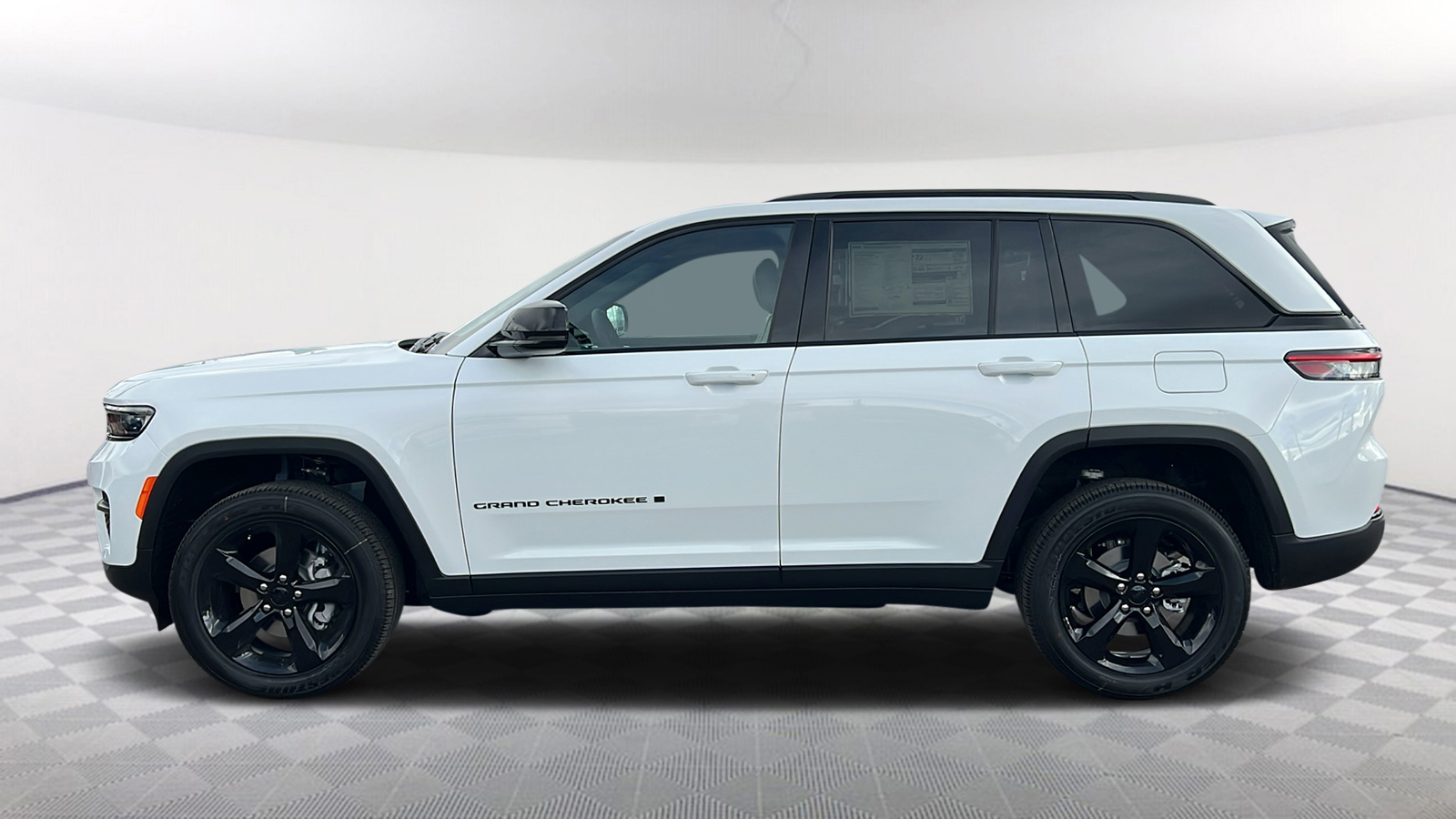 2025 Jeep Grand Cherokee Altitude X 3