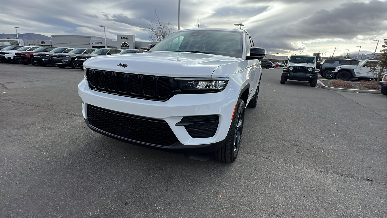 2025 Jeep Grand Cherokee Altitude X 22