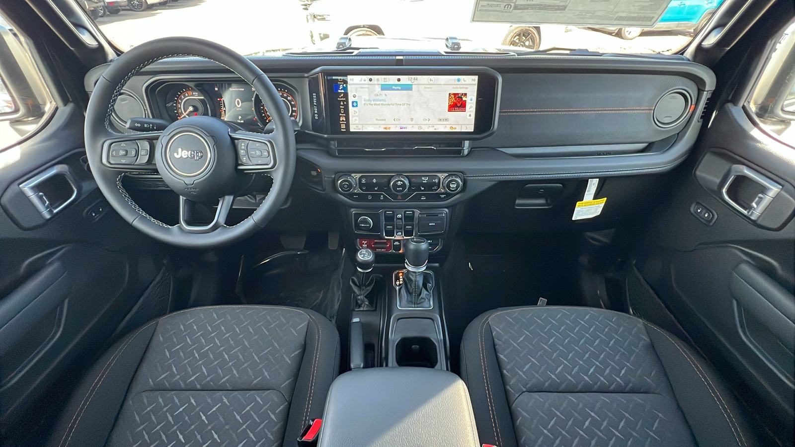 2025 Jeep Gladiator Mojave 4x4 10