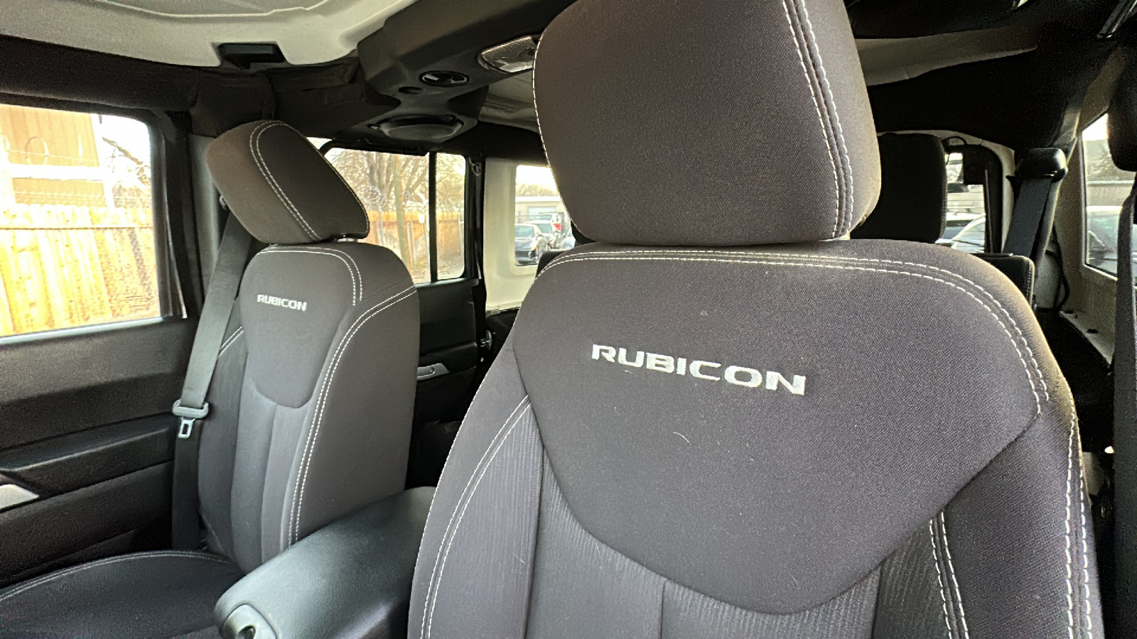 2014 Jeep Wrangler Unlimited Rubicon 42