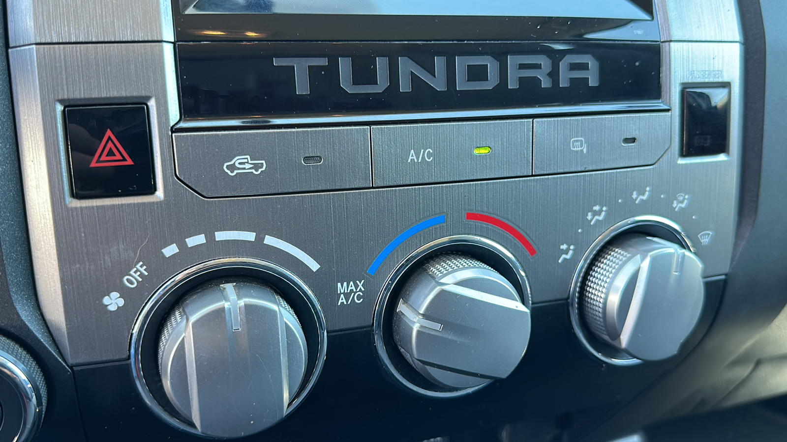 2014 Toyota Tundra SR Double Cab 4.6L V8 6-Spd AT 31