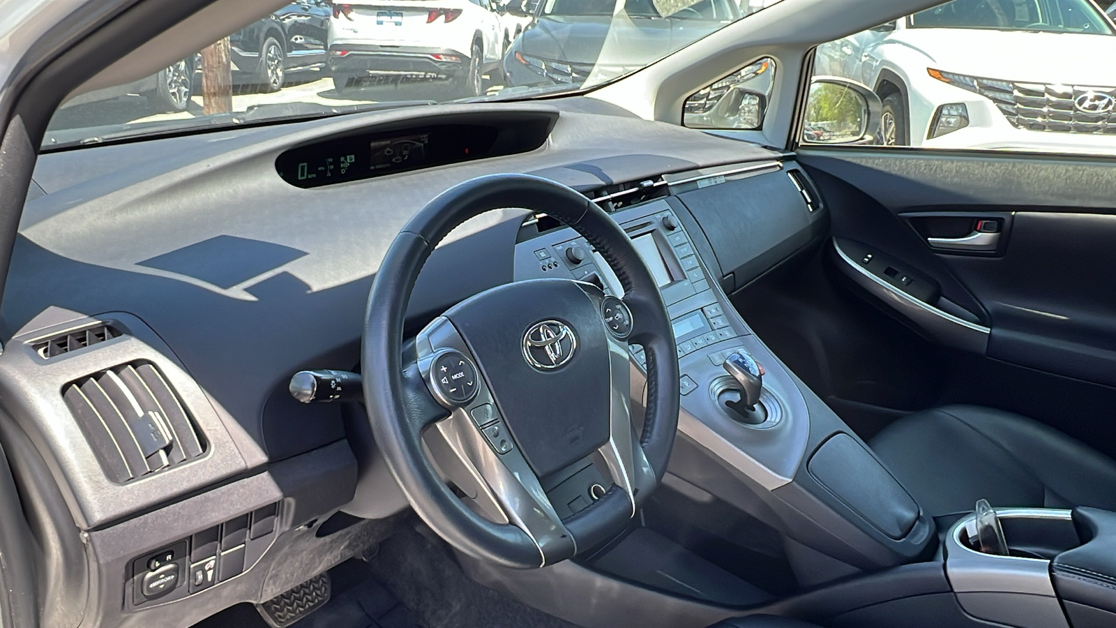 2015 Toyota Prius Four 2
