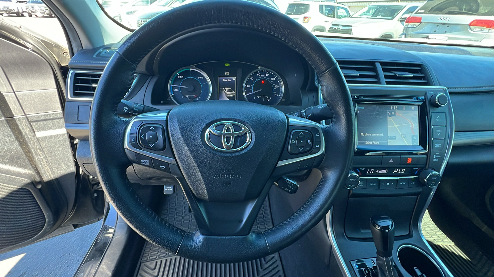 2015 Toyota Camry Hybrid  15