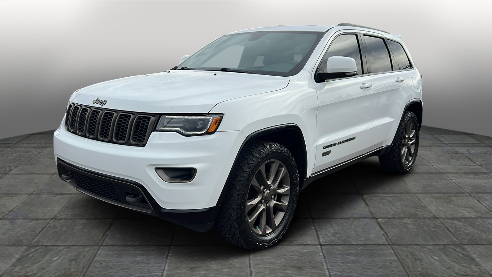 2016 Jeep Grand Cherokee Limited 75th Anniversary 1