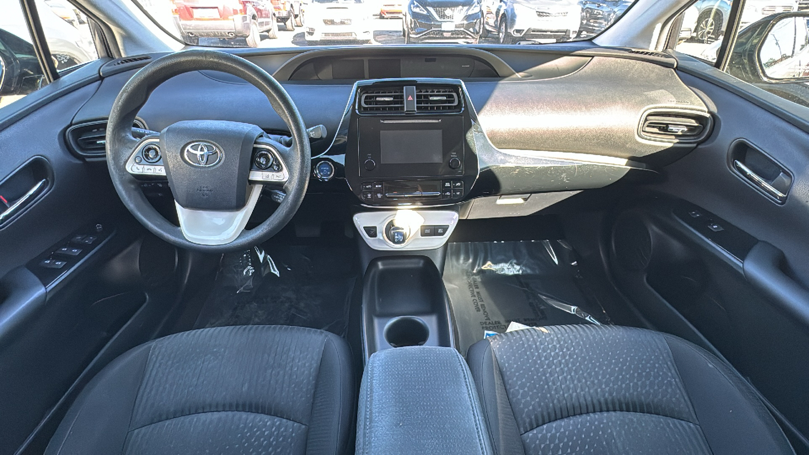 2018 Toyota Prius Four 15