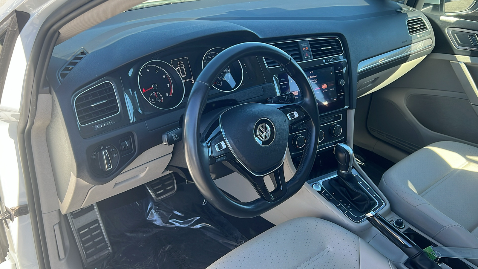 2018 Volkswagen Golf Alltrack SE 2