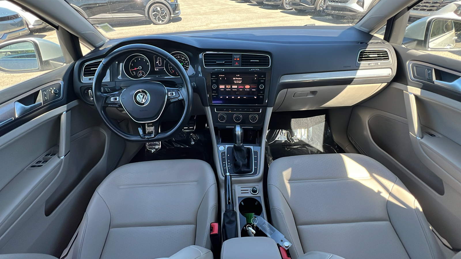 2018 Volkswagen Golf Alltrack SE 10