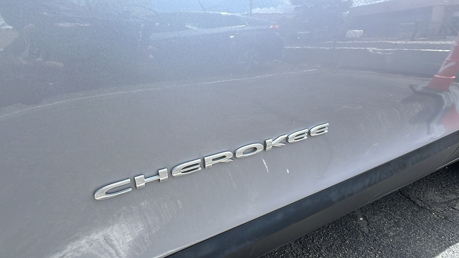 2019 Jeep Cherokee  7