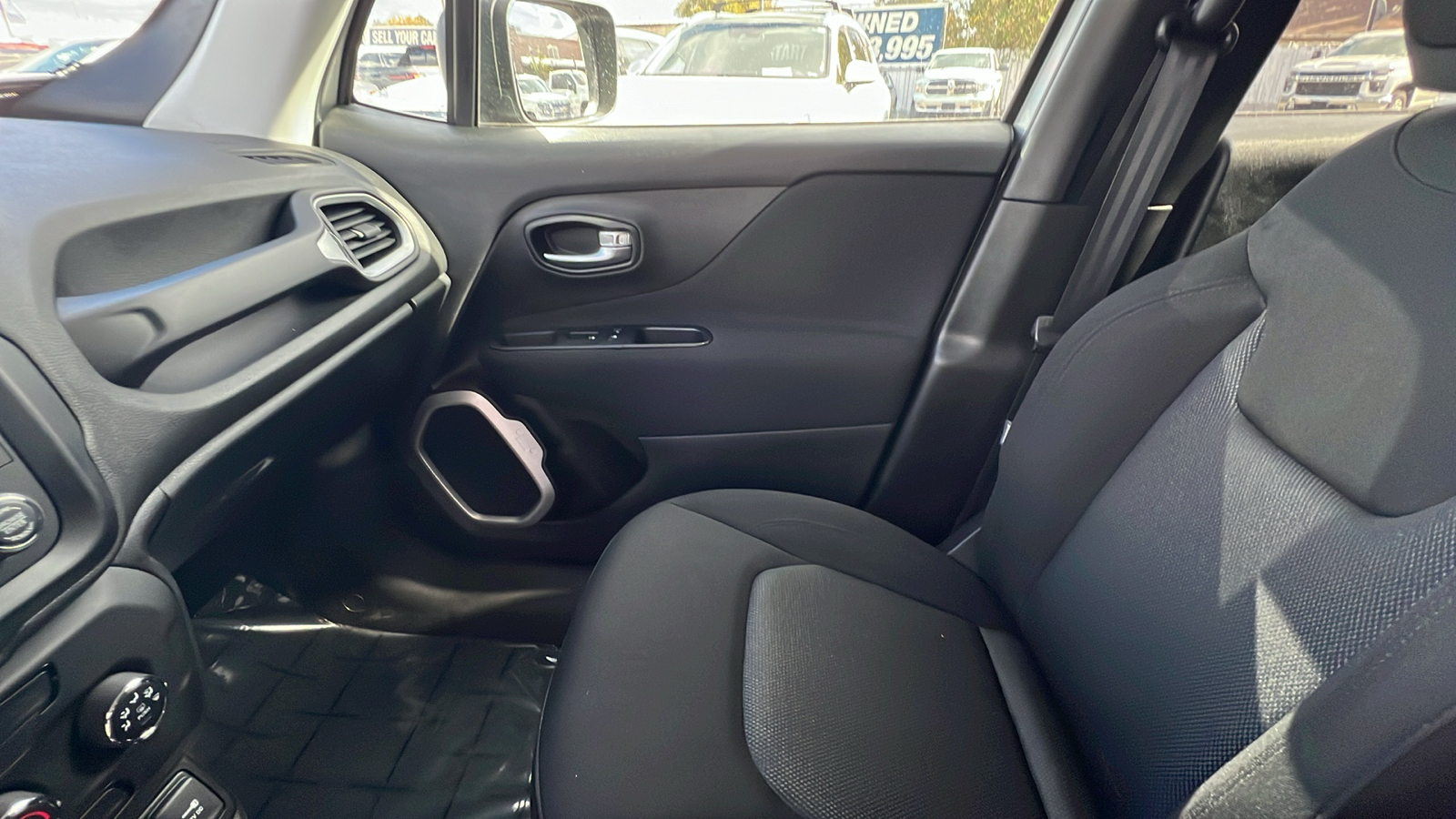 2019 Jeep Renegade Sport 27