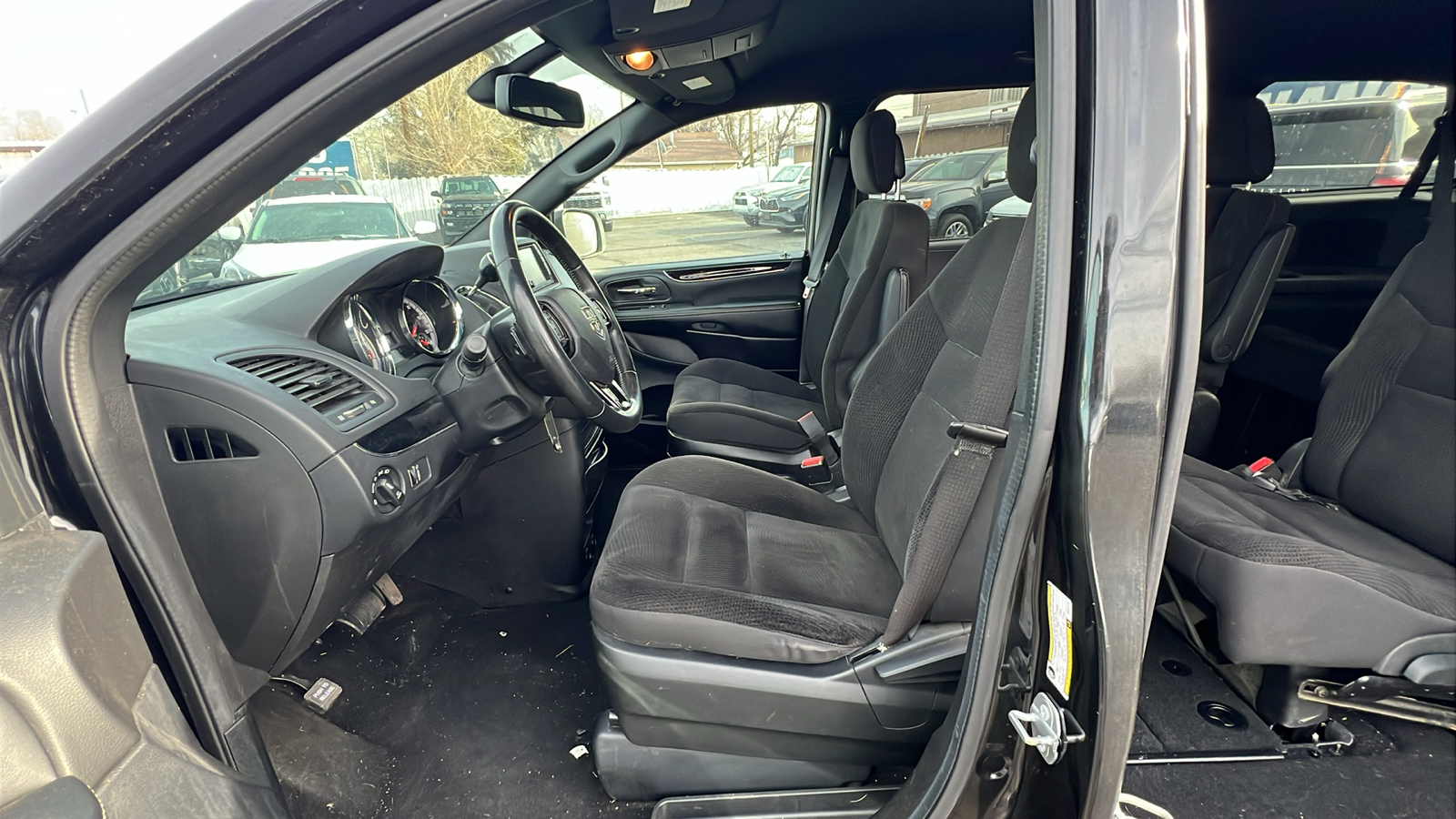 2019 Dodge Grand Caravan SE Plus 11