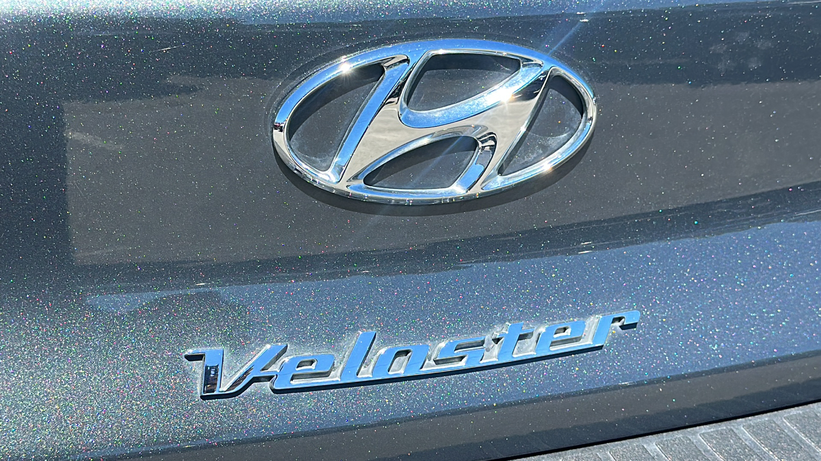 2019 Hyundai Veloster Turbo Ultimate 8