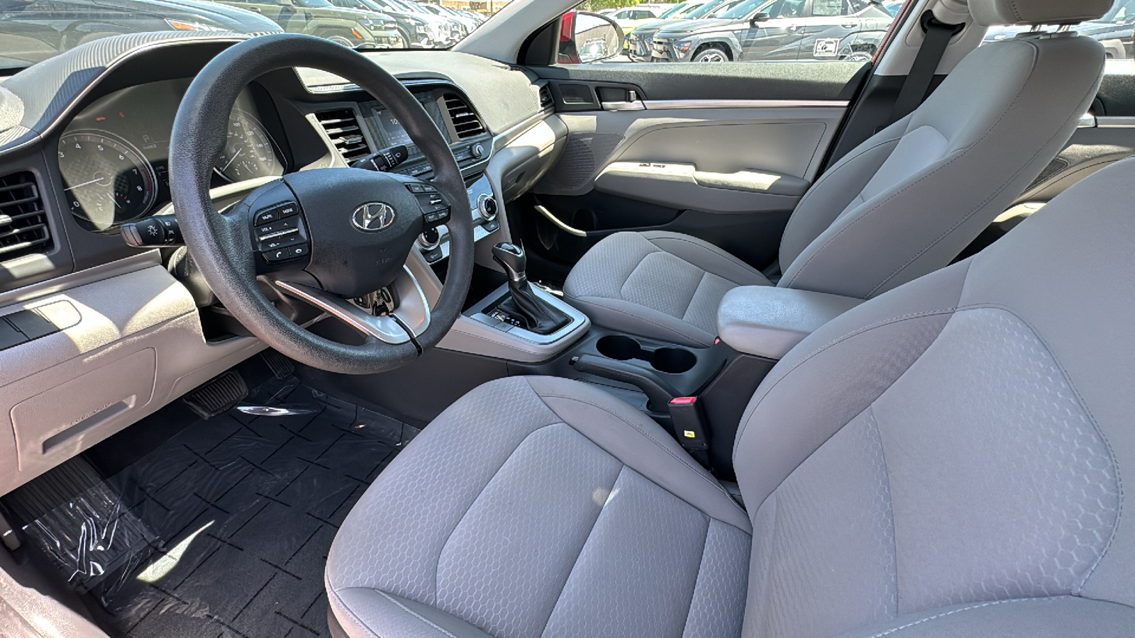 2019 Hyundai Elantra SE 7