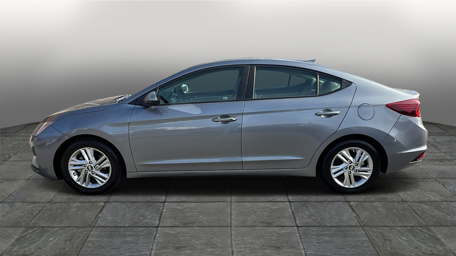 2019 Hyundai Elantra Value Edition 3