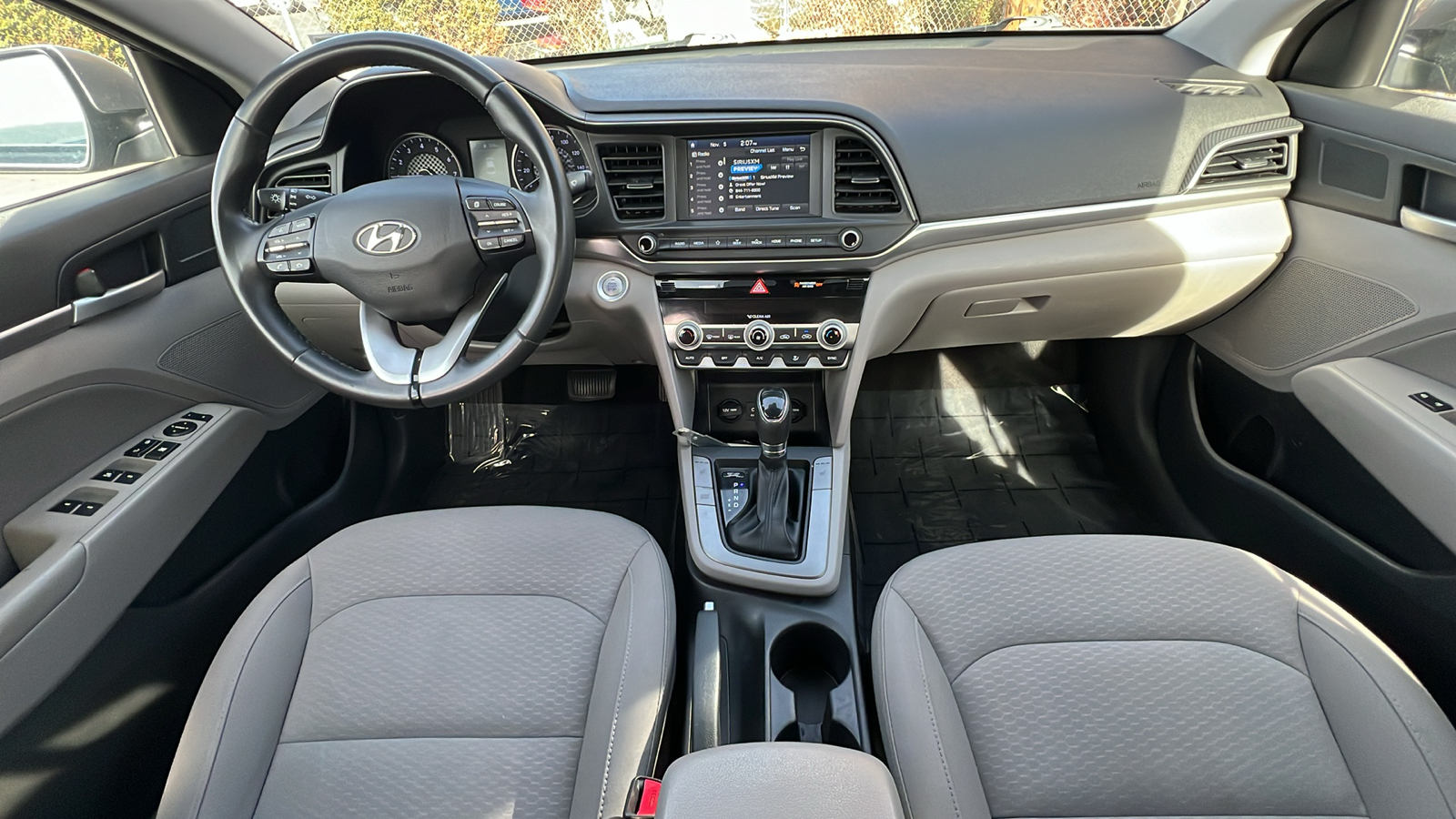 2019 Hyundai Elantra Value Edition 10