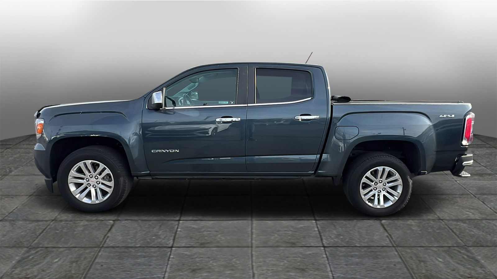 2020 GMC Canyon 4WD SLT Crew Cab 128 3