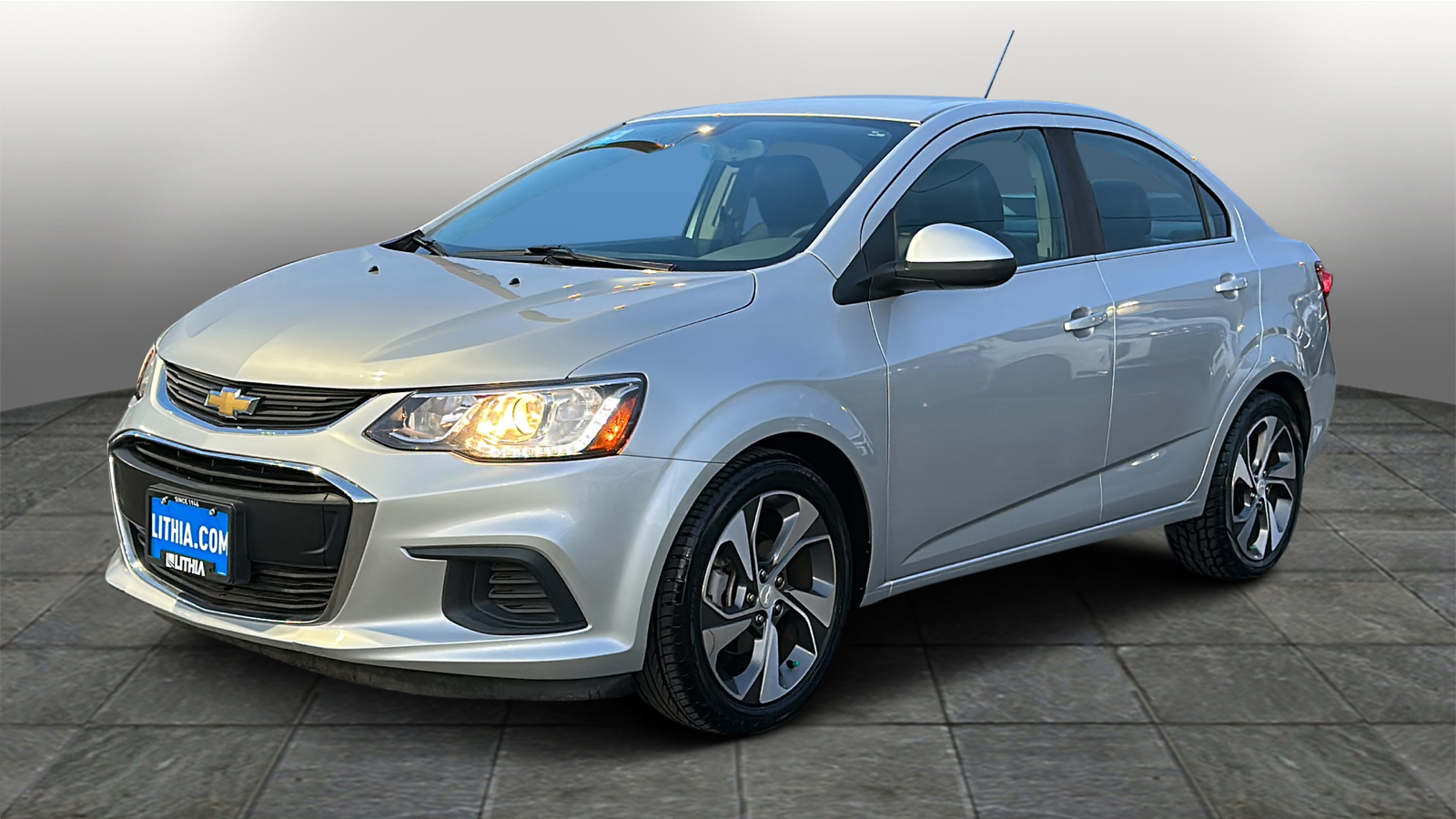 2020 Chevrolet Sonic Premier 1