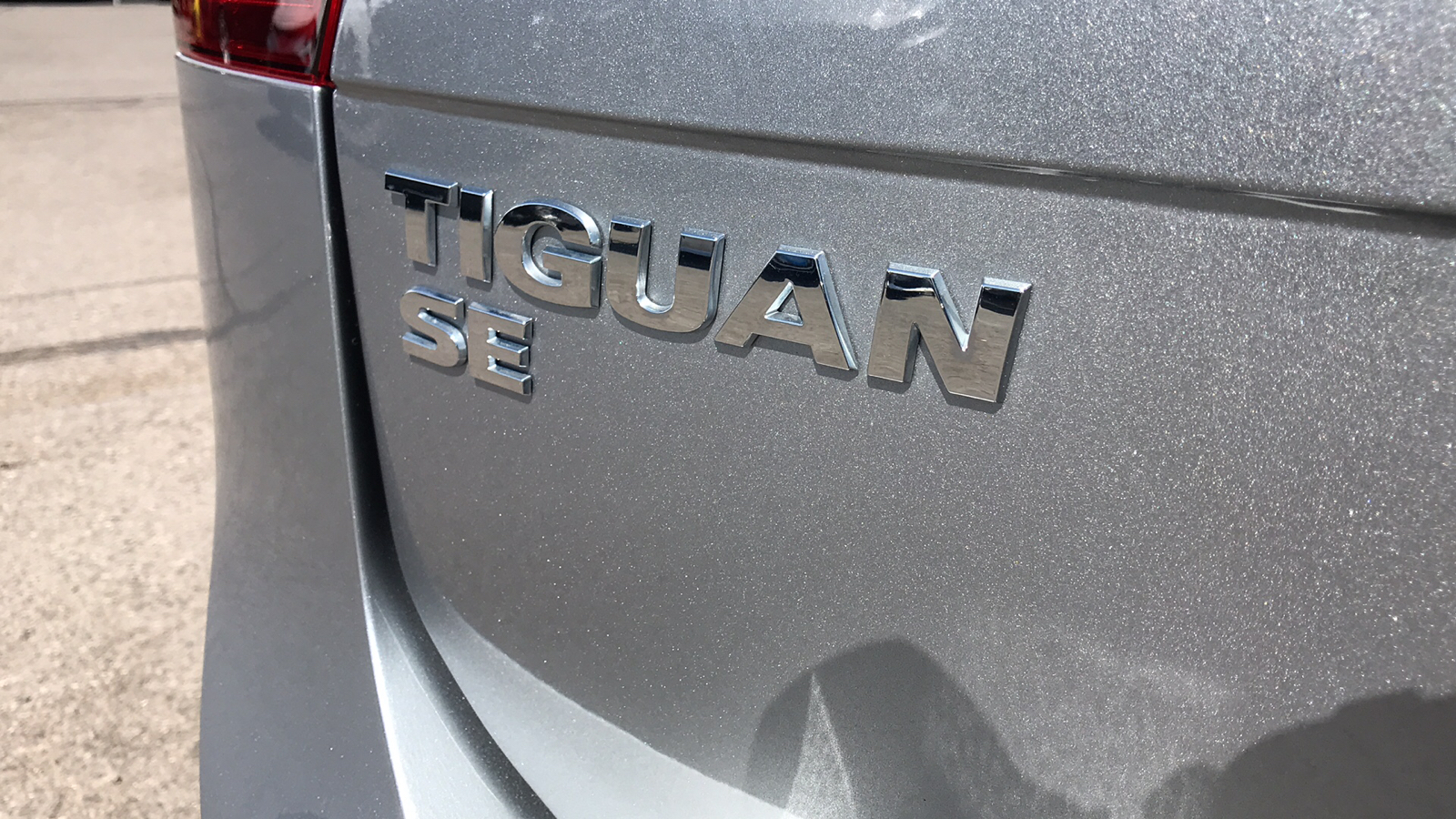 2020 Volkswagen Tiguan SE 7