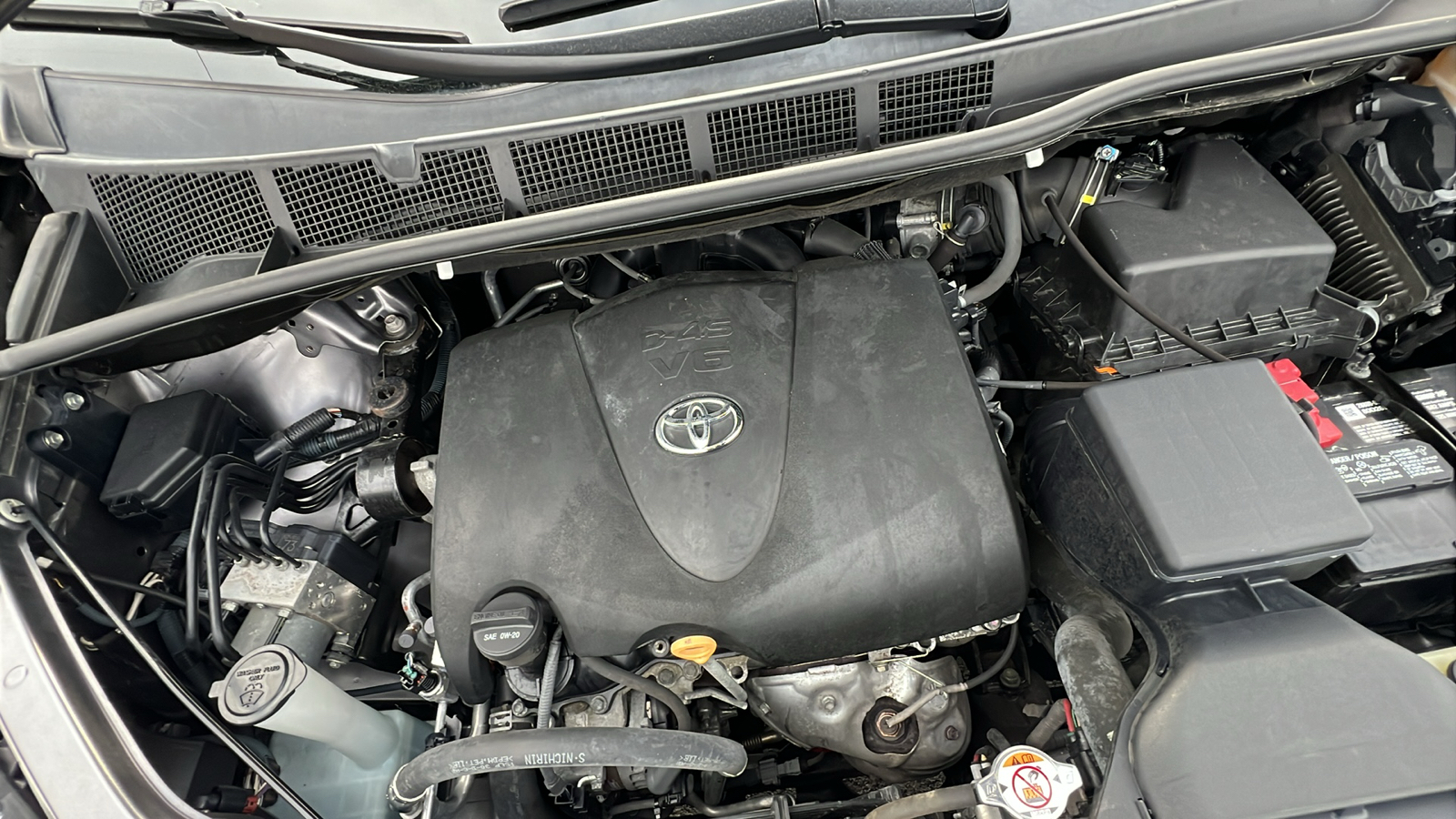 2020 Toyota Sienna XLE Premium 9